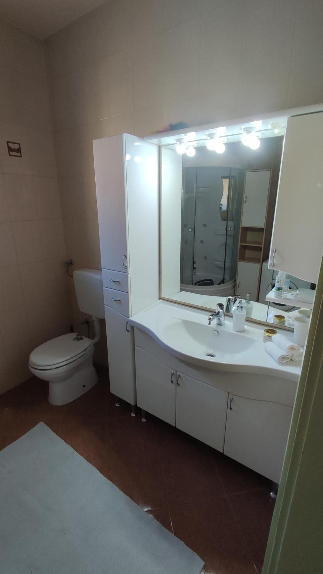 Apartment Ap *